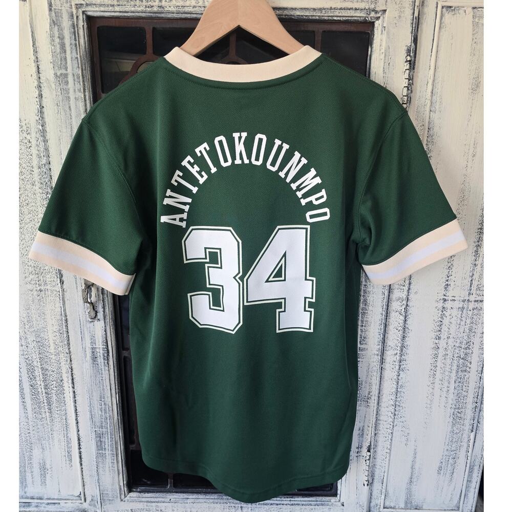 NBA Buck's Antetokounmpo Jersey Top - EUC YL